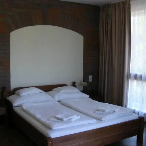 Viktor Bor- Es Vendeghaz**** Bed & Breakfast